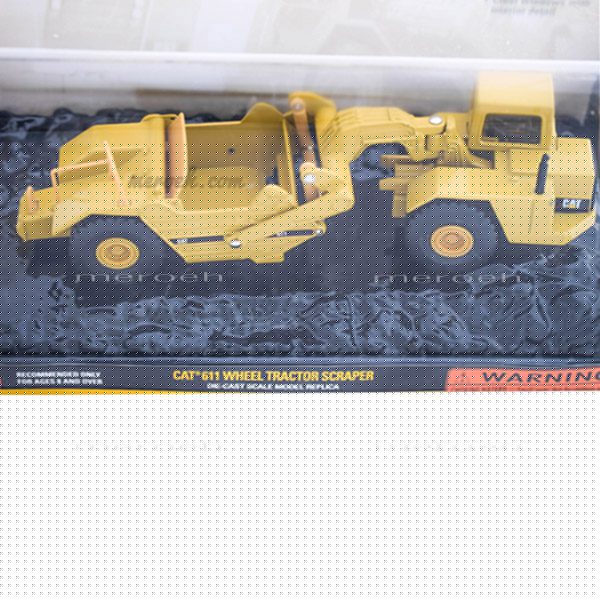 ماکت تراکتور اسکرپر کاترپیلار مدل Tractor Scraper