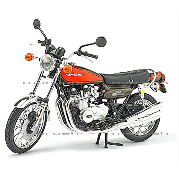 ماکت موتورسیکلت Automaxx مدل Kawasaki 750 RS Z2