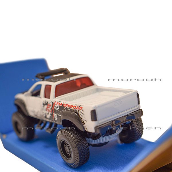 ماکت وانت Maisto مدل ۱۹۹۹ Chevrolet Silverado