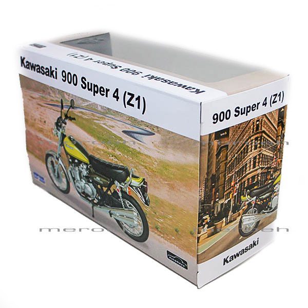 ماکت موتورسیکلت Automaxx مدل Kawasaki 900 Super 4 Z1