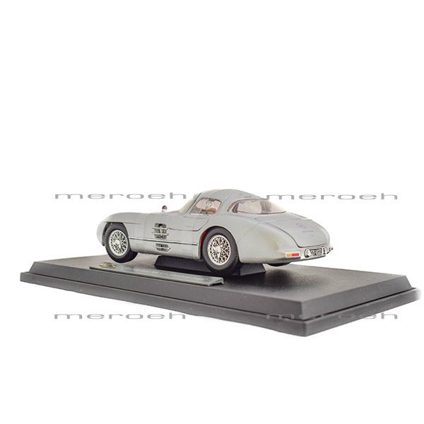 ماکت ماشین Maisto مدل Mercedes Benz 300 SLR Uhlenhaut Coupe